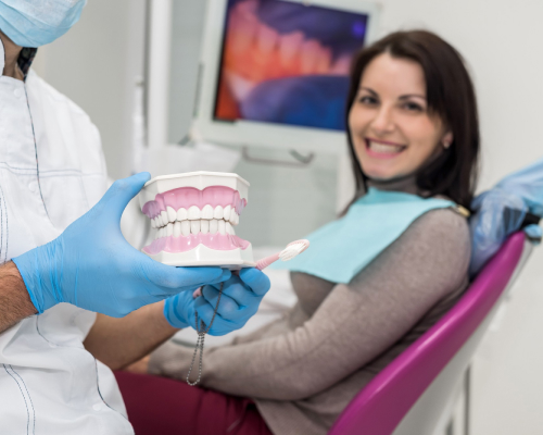 smiley-dental-dentures-mobile